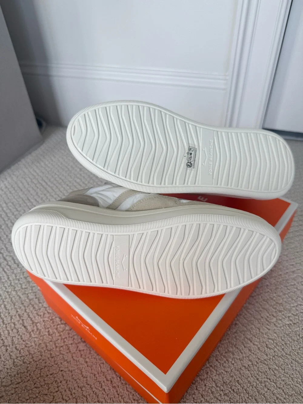 Voile Blanche Grenelle Sneakers, Size 38